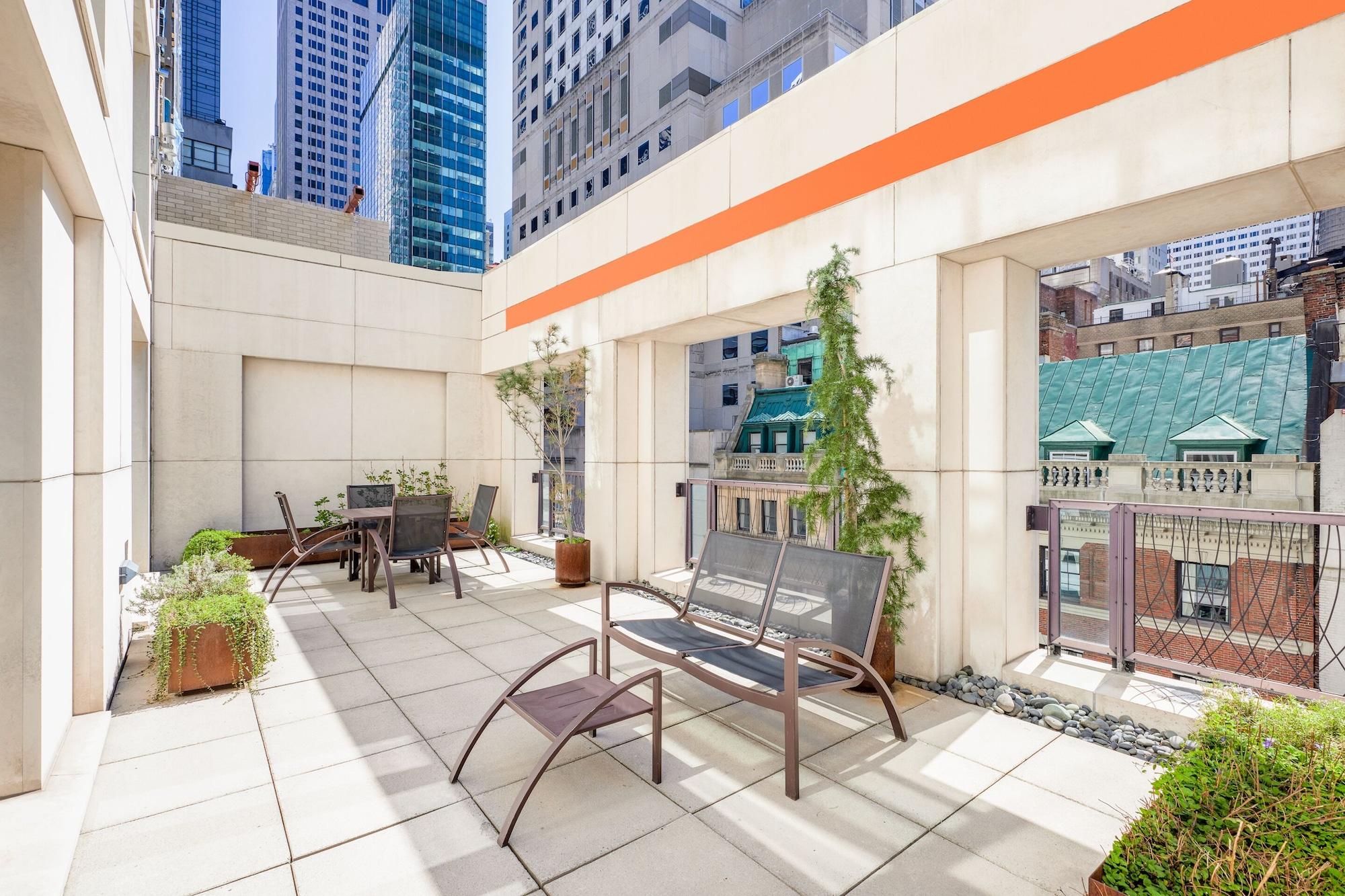 Chambers Hotel Central Park South, Sonder By Marriott Bonvoy Nowy Jork Zewnętrze zdjęcie