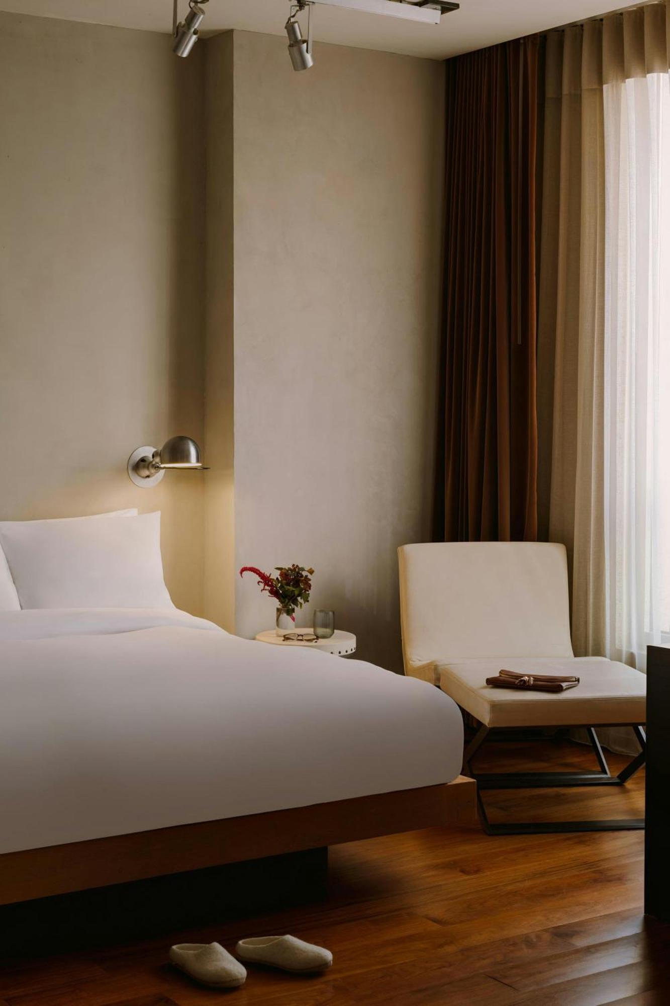 Chambers Hotel Central Park South, Sonder By Marriott Bonvoy Nowy Jork Zewnętrze zdjęcie