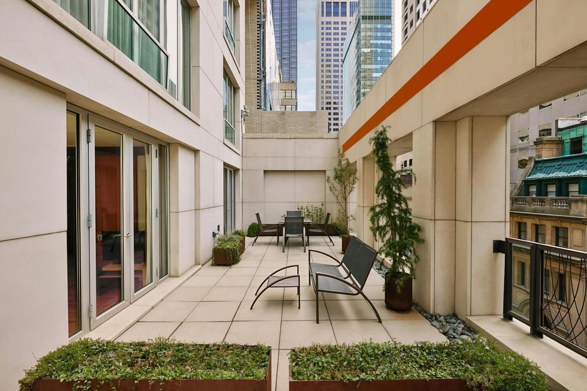 Chambers Hotel Central Park South, Sonder By Marriott Bonvoy Nowy Jork Zewnętrze zdjęcie